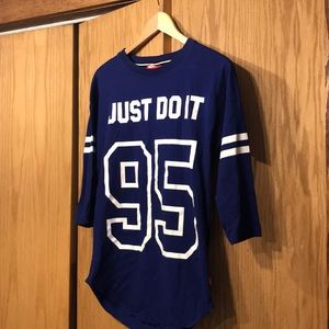 Nike 3/4 sleeve t-shirt